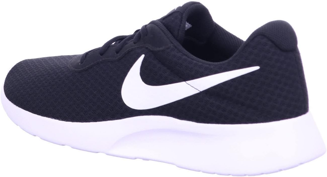 Nike mens Tanjun Running