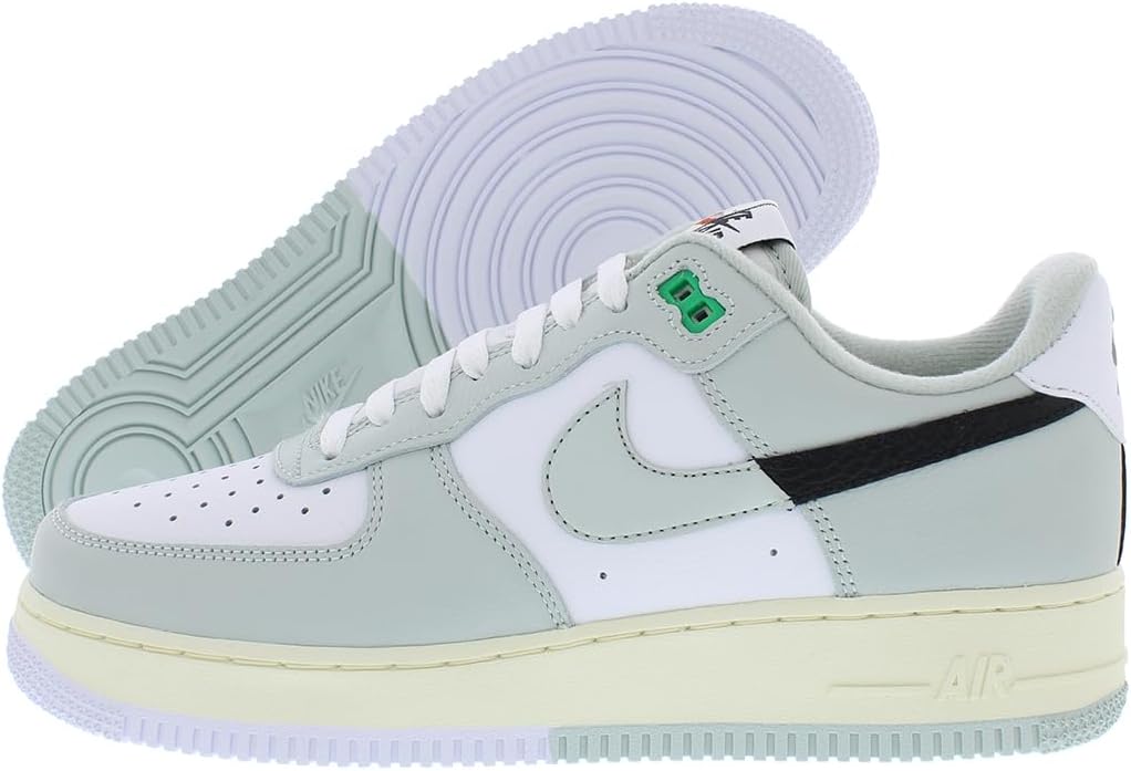 Nike mens Air Force 1 '07 LV8