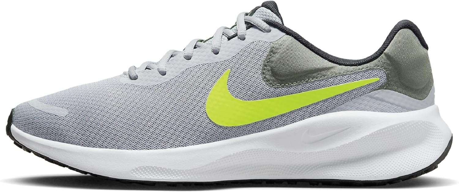 Nike Men's Sneaker