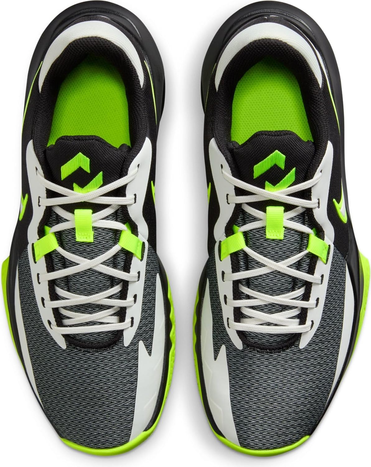 Nike mens Precision 6