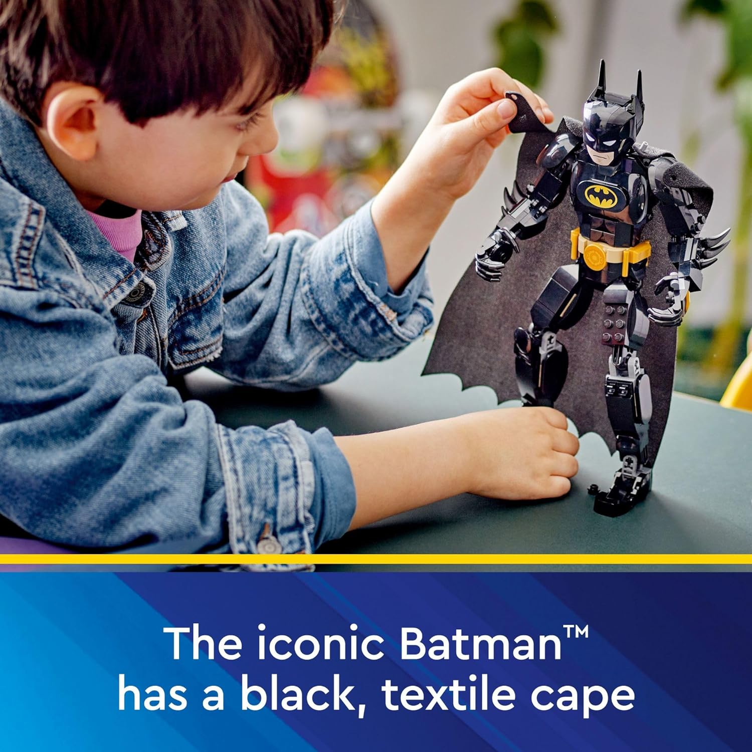 LEGO DC Batman Construction Figure 76259 Buildable DC Action Figure, Fully Jointed DC Toy for Play and Display with Cape and Authentic Details from the Batman Returns Movie, Batman Toy for 8 Year Olds