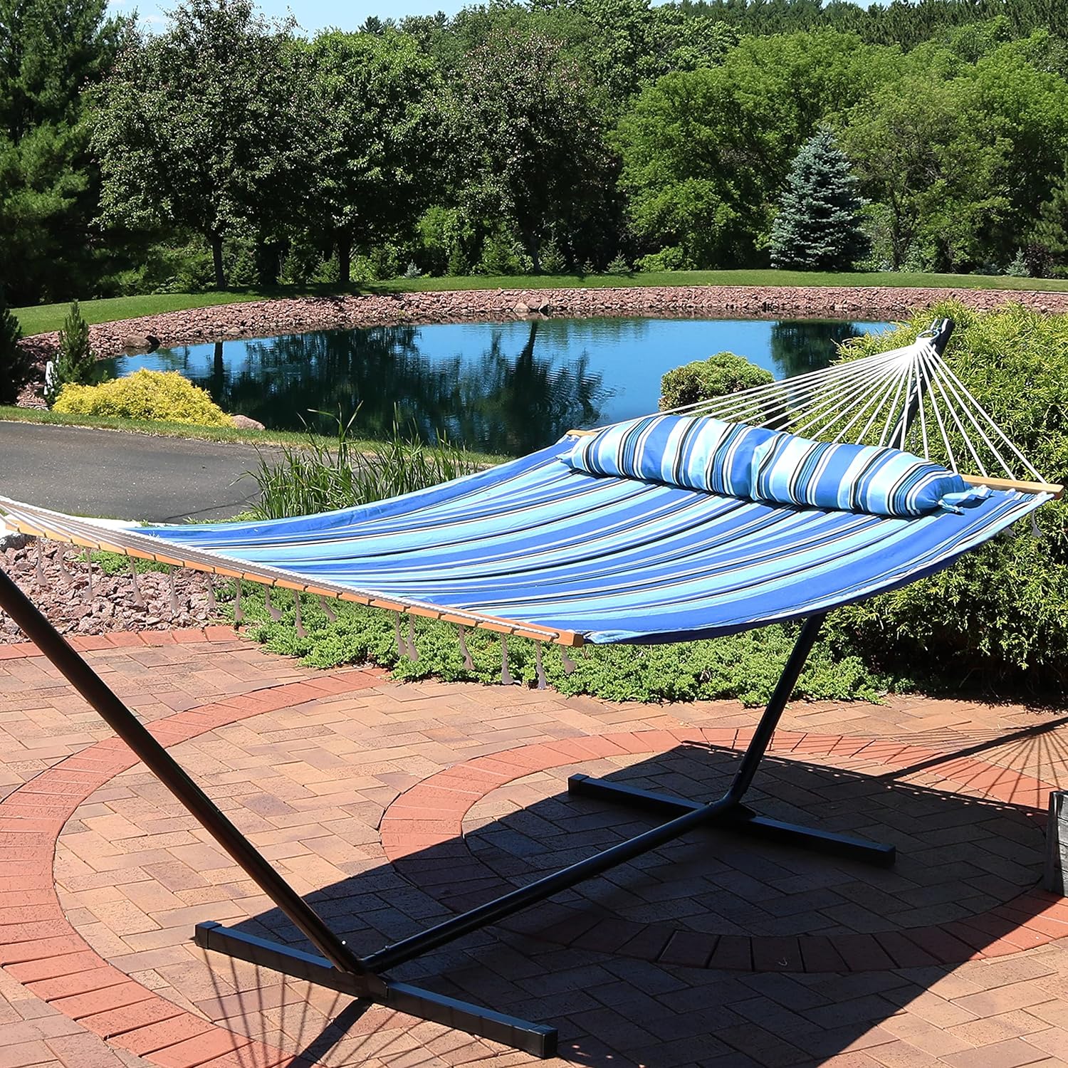 Sunnydaze Outdoor Quilted Fabric Hammock - Two-Person with Spreader Bars - Heavy-Duty 450-Pound Capacity - Misty Beach