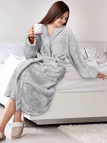 PAVILIA Premium Womens Plush Soft Robe Fluffy, Warm, Fleece Sherpa Shaggy Bathrobe (S/M, Light Gray)