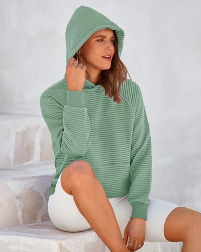 BTFBM Womens Oversized Hoodies 2024 Fashion Sweatshirts Long Sleeve Sweaters Pullover Tops Fall Clothes with Pocket(Solid Light Green,Large)