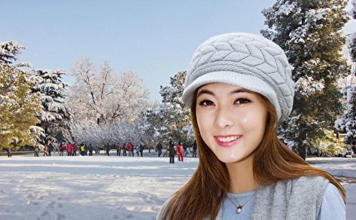 HINDAWI Winter Hats for Women Girls Warm Wool Knit Winter Hat Snow Ski Skull Cap with Visor Grey