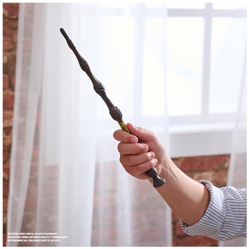 Wizarding World Harry Potter, 12-inch Magical Collector Albus Dumbledore Wand with Stand & Die-cast Icon, Magical Creatures Series