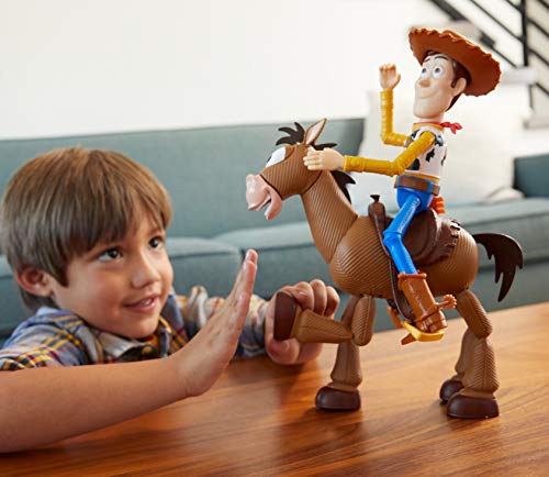 Mattel Disney Pixar Toy Story 4 Woody and Bullseye 2-Character Pack, Movie-inspired Relative-Scale for Storytelling Play