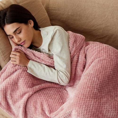 Exclusivo Mezcla Fleece Throw Blanket Extra Large, Super Soft and Warm Blankets for Couch, Sofa and Bed Waffle Textured, Cozy, Fuzzy and Lightweight (Dusty Pink, 50x70 Inches)