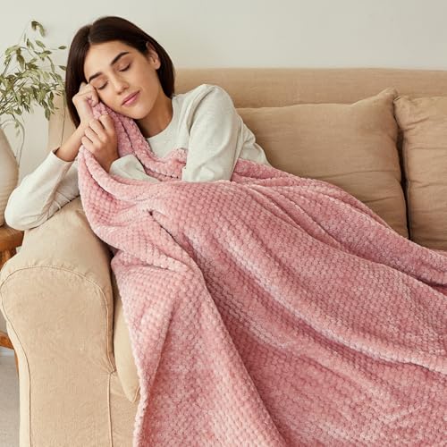 Exclusivo Mezcla Fleece Throw Blanket Extra Large, Super Soft and Warm Blankets for Couch, Sofa and Bed Waffle Textured, Cozy, Fuzzy and Lightweight (Dusty Pink, 50x70 Inches)