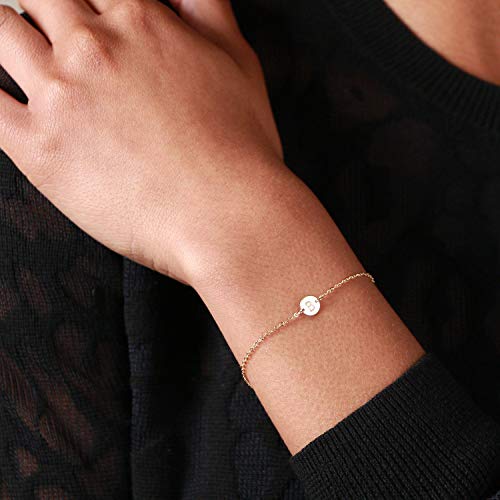 Personalized Initial Bracelet, 18K Gold Plated Stainless Steel Letter Bracelet Dainty Coin Charm Bracelet Delicate Disc Name Bracelet for Women Girls