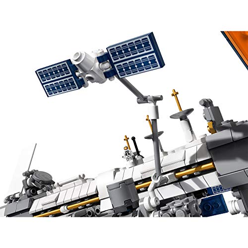 LEGO Ideas International Space Station 21321 Building Kit, Adult Set for Display, Makes a Great Birthday Present (864 Pieces)