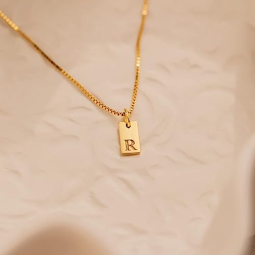 Initial Necklaces for Women 14K Gold Plated Letter Necklace Dainty Gold Name Necklace Personalized Initial Tag Pendant Necklace for Women Trendy Gold Jewelry