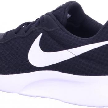 Nike mens Tanjun Running