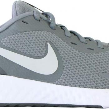 Nike mens Revolution 5 Running