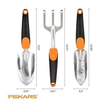 Fiskars 3-in-1 Garden Tool Set, Includes Trowel, Transplanter, and Cultivator for Outdoor Gardening, Ergonomic Yard Tool Kit