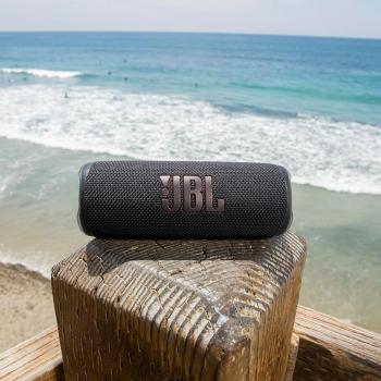 JBL Flip 6 - Portable Bluetooth Speaker, powerful sound and deep bass, IPX7 waterproof, 12 hours of playtime, JBL PartyBoost for multiple speaker pairing for home, outdoor and travel (Blue)