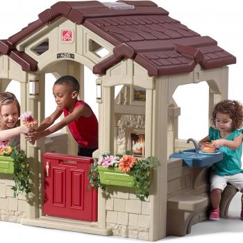 Step2 Charming Cottage Kids Playhouse, Indoor and Outdoor Playset, Interactive Sounds, Toddlers 2+ Years Old, Easy to Assemble Backyard Discovery Playhouse