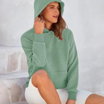 BTFBM Womens Oversized Hoodies 2024 Fashion Sweatshirts Long Sleeve Sweaters Pullover Tops Fall Clothes with Pocket(Solid Light Green,Large)