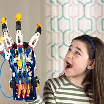 Thames & Kosmos Mega Cyborg Hand STEM Experiment Kit | Build Your Own GIANT Hydraulic Amazing Gripping Capabilities Adjustable for Different Sizes Learn Pneumatic Systems