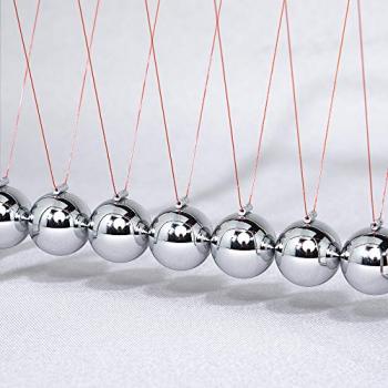 CERROPI Newtons Cradle, Newton Pendulum with 7 Balls, Classic Swing Newton Balance Ball, Science Physics Gadget, Desk Toys & Office Gadgets for Desk Decorations, 30+ Sec Swingtime