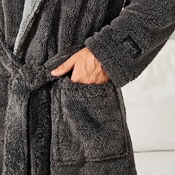 SlumberMee Mens Fleece Plush Robe with Hood Ultra Soft Fluffy Full Length Long with Pockets Luxurious House Coat (Dark Gray, M)