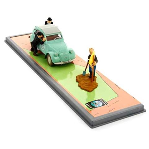 Tintin TRANSPORTS N°3, L'AMBULANCE DE LA Base - véhicule 1/43