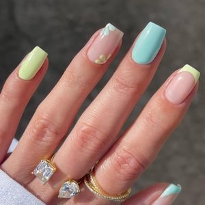 Flower Design Press-on Nails - 144 Pcs