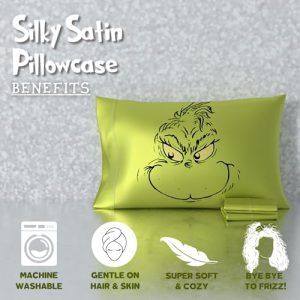 Dr. Seuss Grinch Holiday Beauty Pillowcase Cover