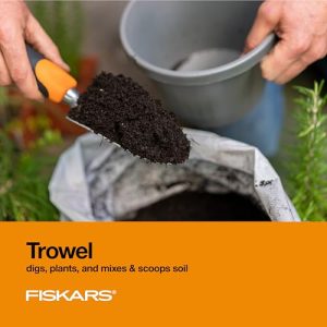 Fiskars 3-in-1 Garden Tool Set – Trowel, Transplanter, Cultivator