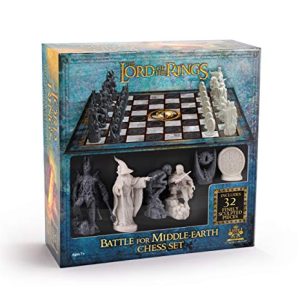 The Lord of The Rings Chess Set: Battle for Middle-Earth
