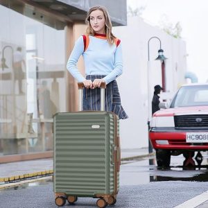 SHOWKOO 3-Piece Hardside Luggage Set: Expandable and Secure Travel Companion