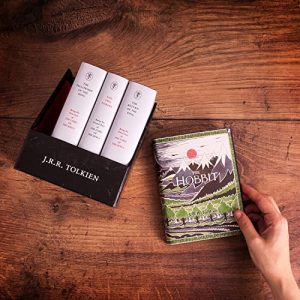 Middle-earth Treasury Gift Set