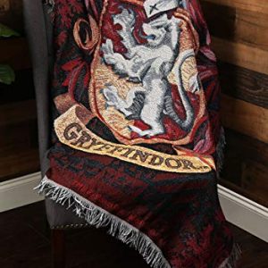 Harry Potter Gryffindor Shield Tapestry Throw Blanket
