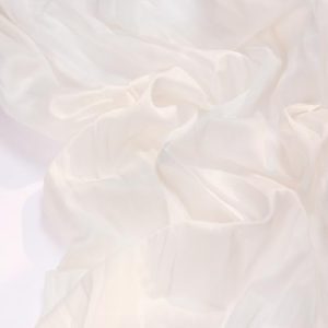 Socomi Ivory White Cheesecloth Table Runner – Boho Event Decor