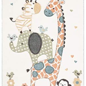 SAFAVIEH Kids Carousel Accent Rug: 2'3"x4' Animal