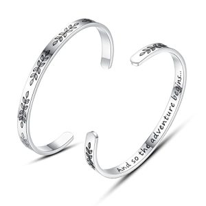 Inspirational Graduation Bracelet for Her – 2025