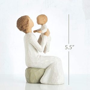 Willow Tree Grandmother Figure – A Unique Love Transcends Years