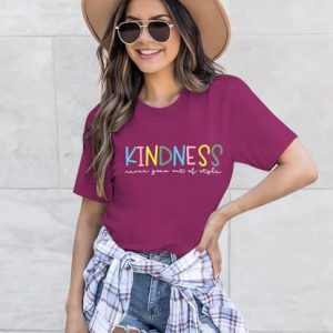 Women’s ‘Kindness Be Kind’ Graphic Tee – Casual Summer Top