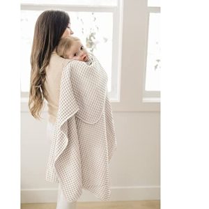 Konssy Waffle Baby Blanket – Soft Nursery Swaddle Throw