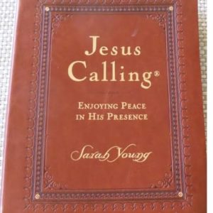 Jesus Calling Daily Devotional: Large Print, Leathersoft