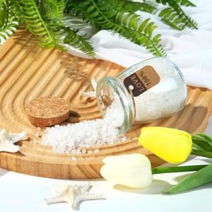 10-Pc Freesia Self-Care Package & Blanket for Women