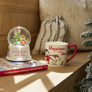 Peanuts Happiness & Cheer Ceramic Mug – 14oz Red