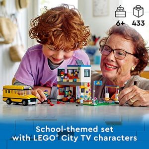 LEGO City School Day Playset 60329 (433 Pieces)